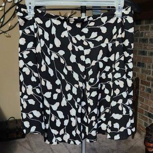 NWT Ann Taylor loft sz large floral print flowy black skirt